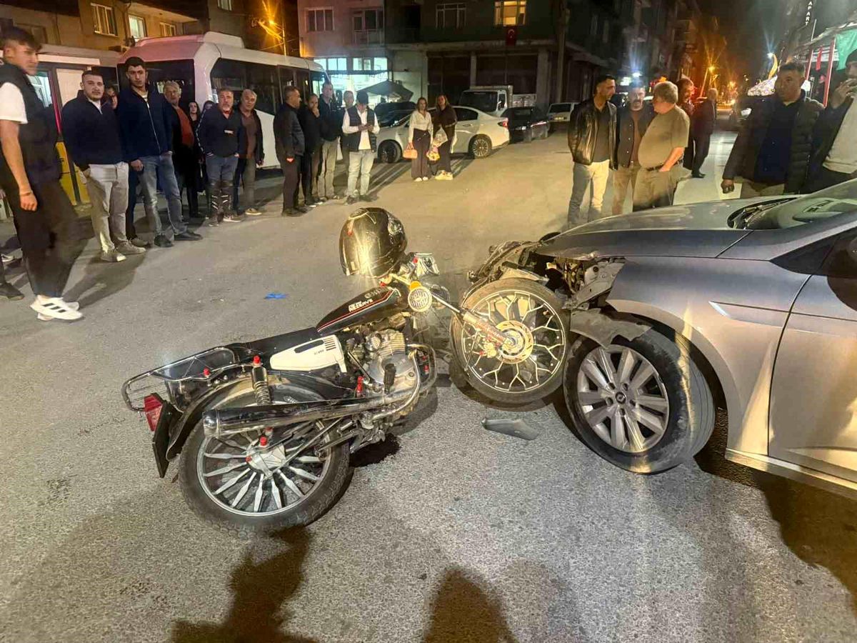 Afyonkarahisar'da Trafik Kazası: 1 Yaralı