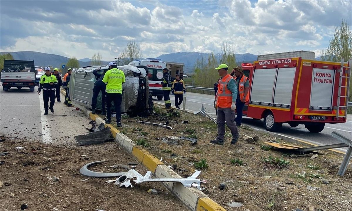 Kadınhanı'nda Trafik Kazası: 3 Yaralı
