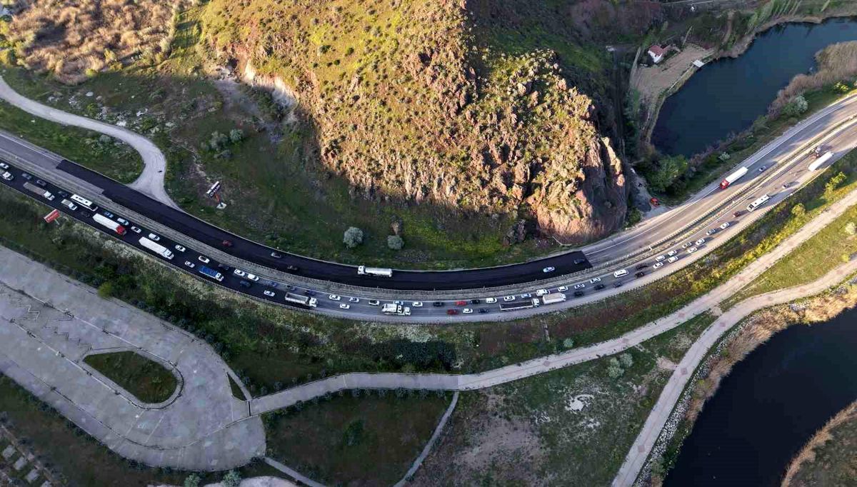 Kırıkkale'de Trafik Kazası: 3 Yaralı