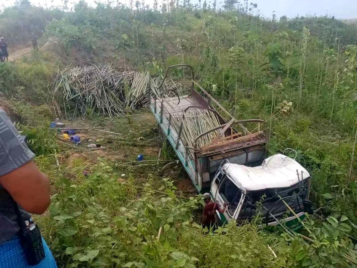 Myanmar'da Trafik Kazası: 16 Ölü, 21 Yaralı
