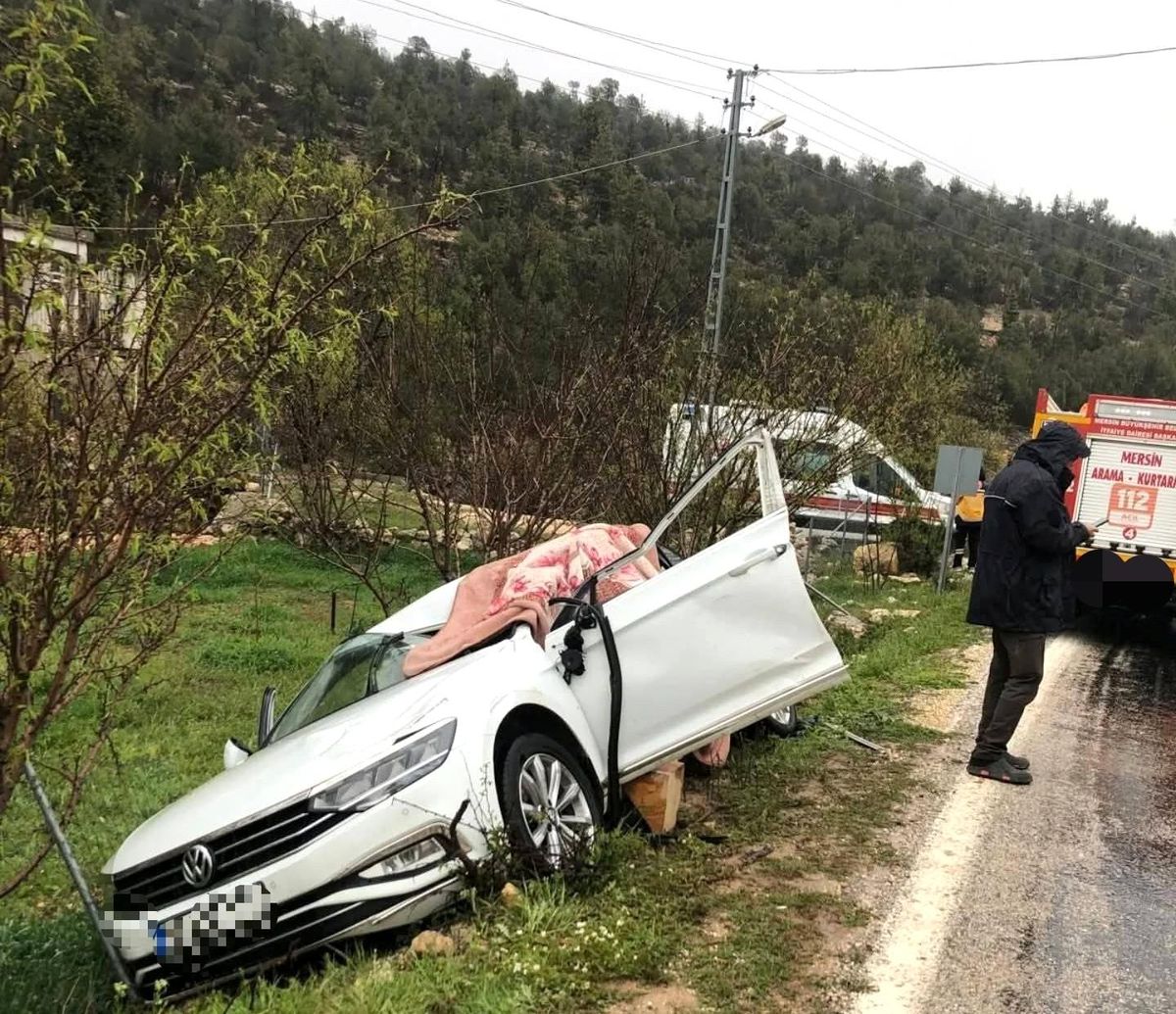 Silifke'de Trafik Kazası: 1 Ölü, 2 Yaralı