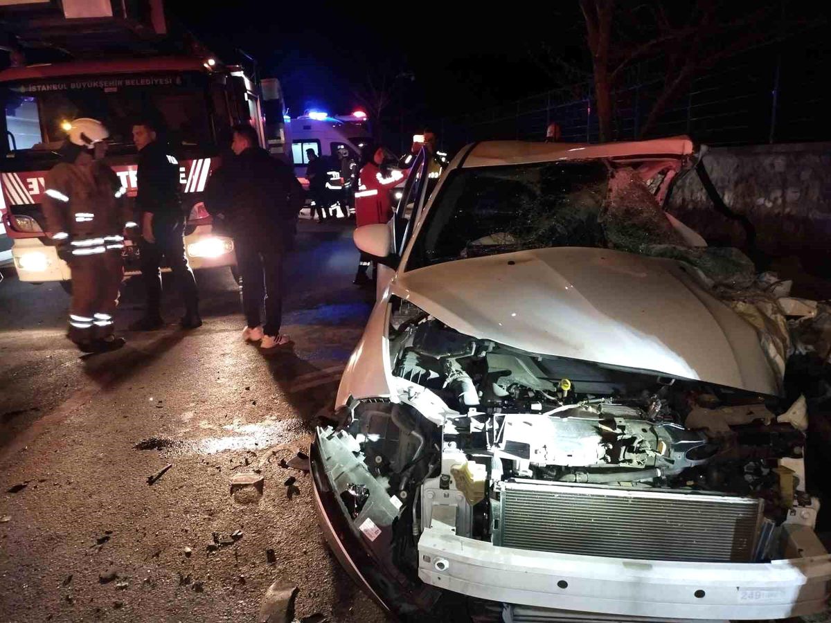 Beykoz'da Trafik Kazası: 12 Yaralı