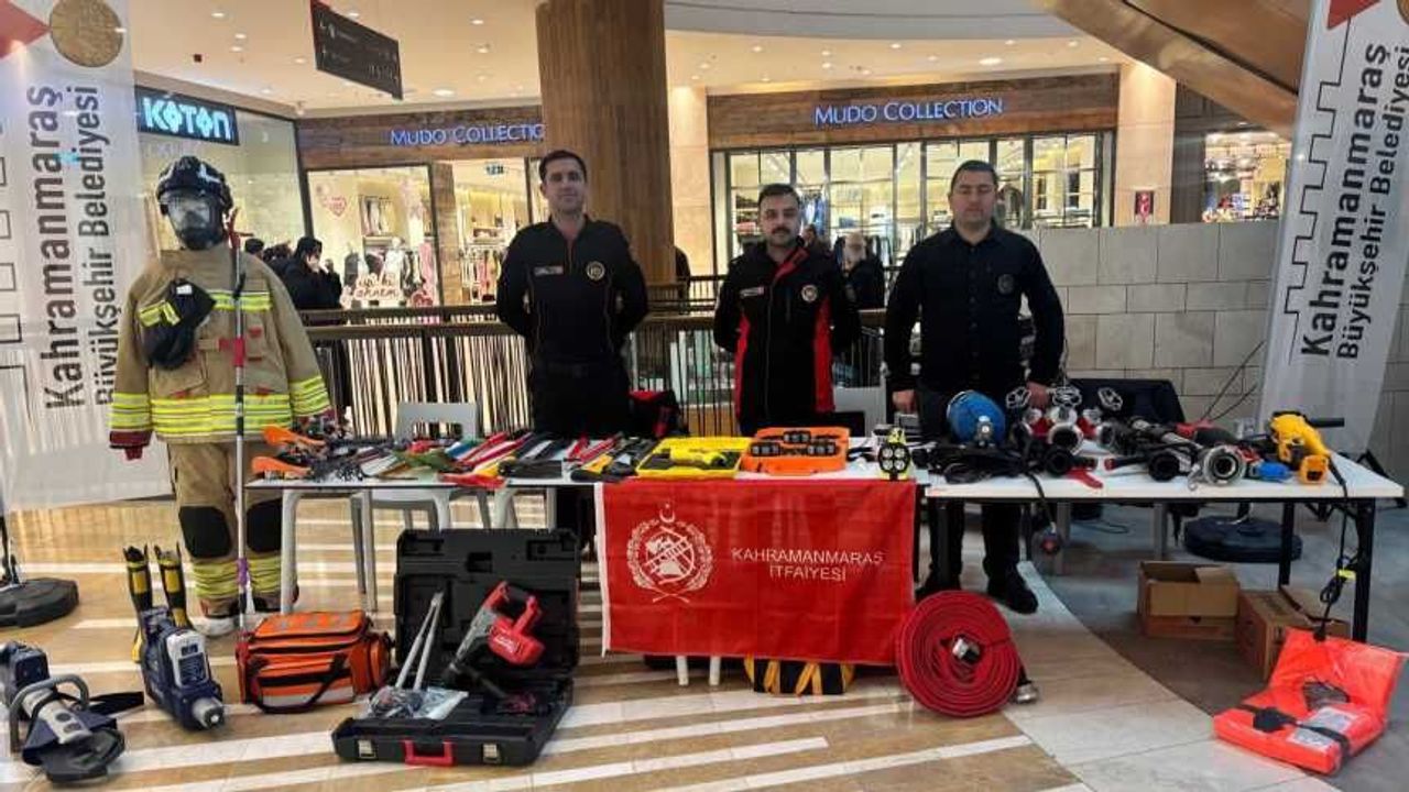 Büyükşehir İtfaiyesinden Trafik Haftası’nda Farkındalık Etkinliği
