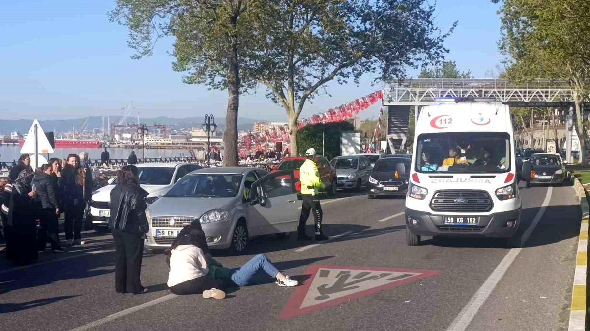 Tekirdağ'da Trafik Kazası: Motosiklet Sürücüsü Yaralı