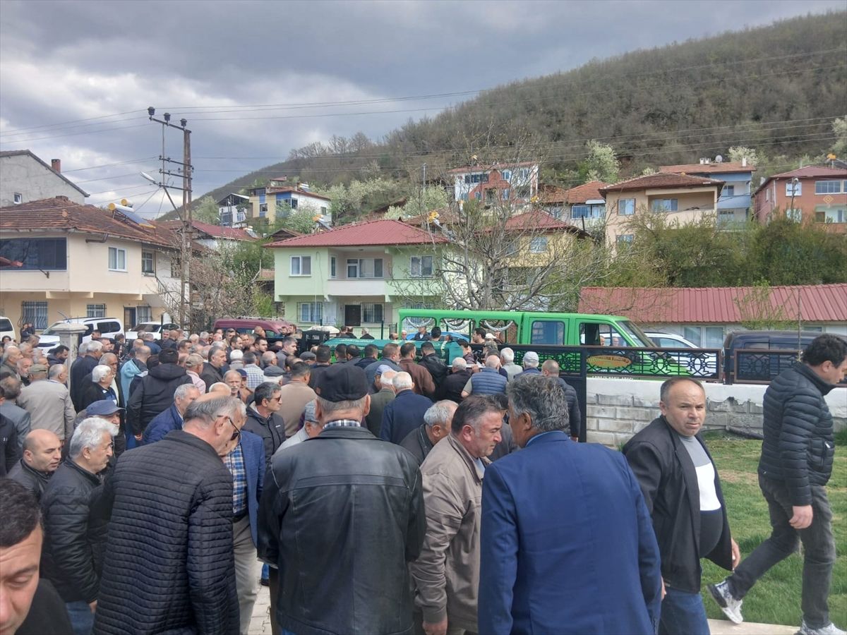 Tokat'ta Trafik Kazası: Semih Turan Toprağa Verildi