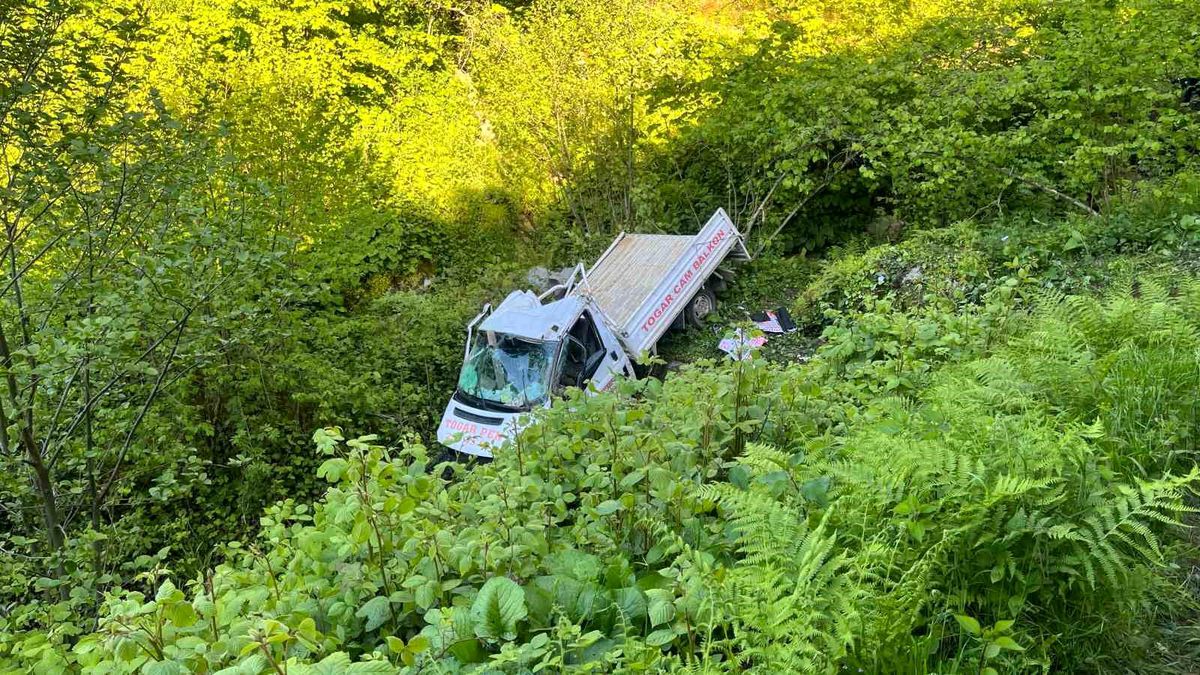 Samsun'da Trafik Kazası: 1 Ölü, 2 Yaralı