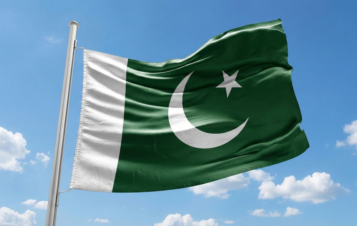 Pakistan'da Otobüs Kazası: 4 Ölü, 26 Yaralı