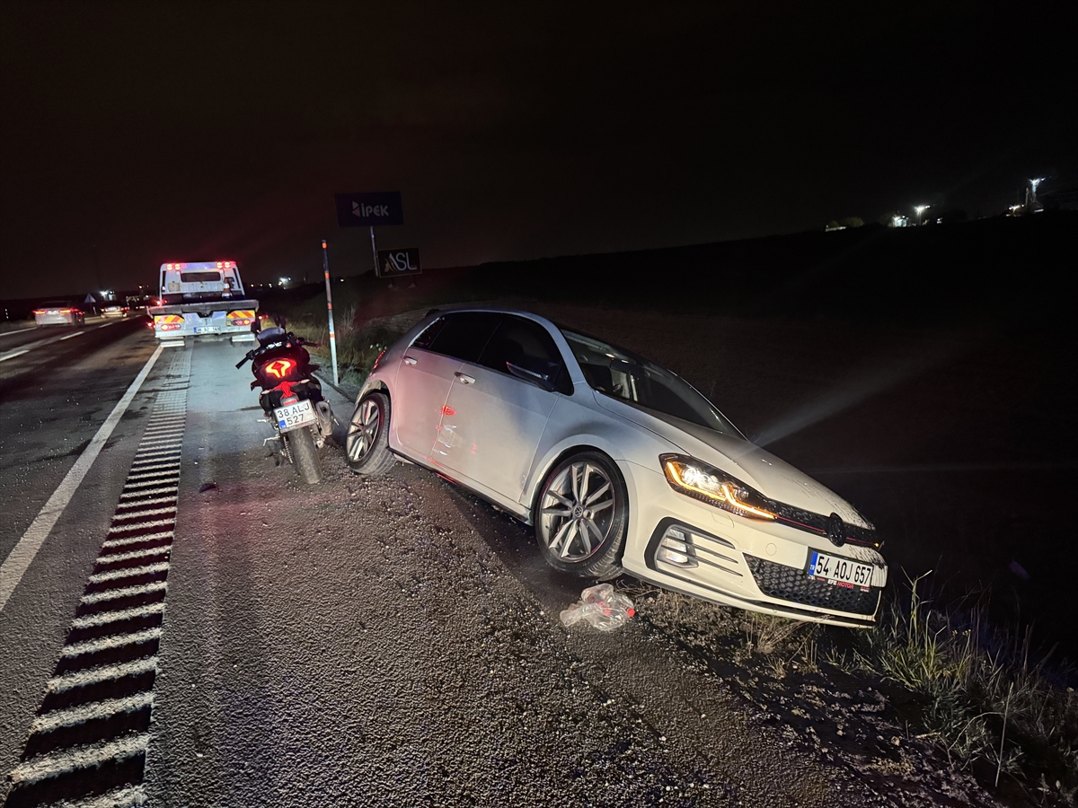 Kayseri’de trafik kazasında anne ve oğlu yaralandı