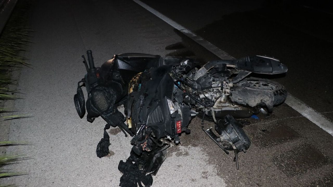 Kilis’te kamyonet ile motosiklet çarpıştığı trafik kazasında 1 ağır yaralı