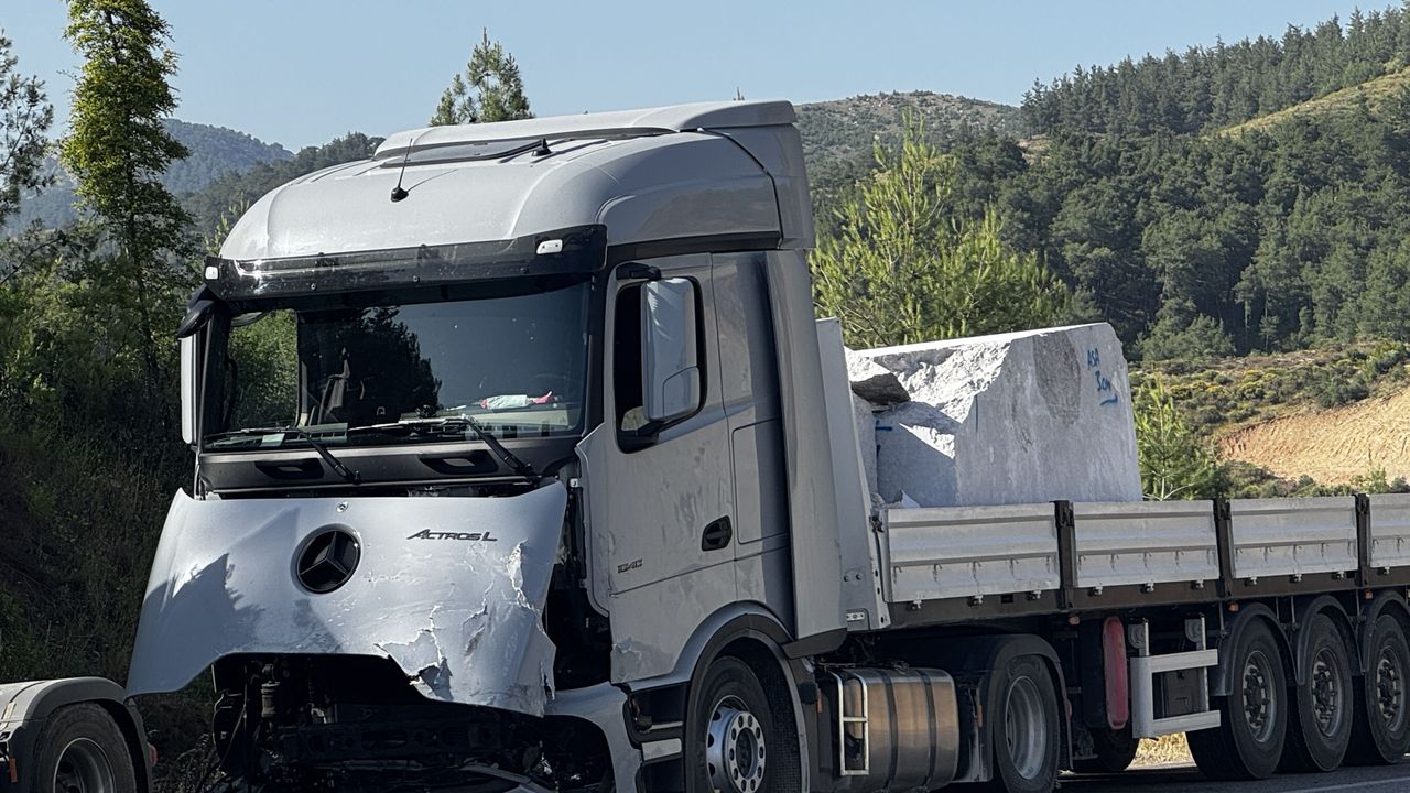 SON DAKİKA: Antalya-Isparta kara yolunda feci trafik kazası, 2 ölü