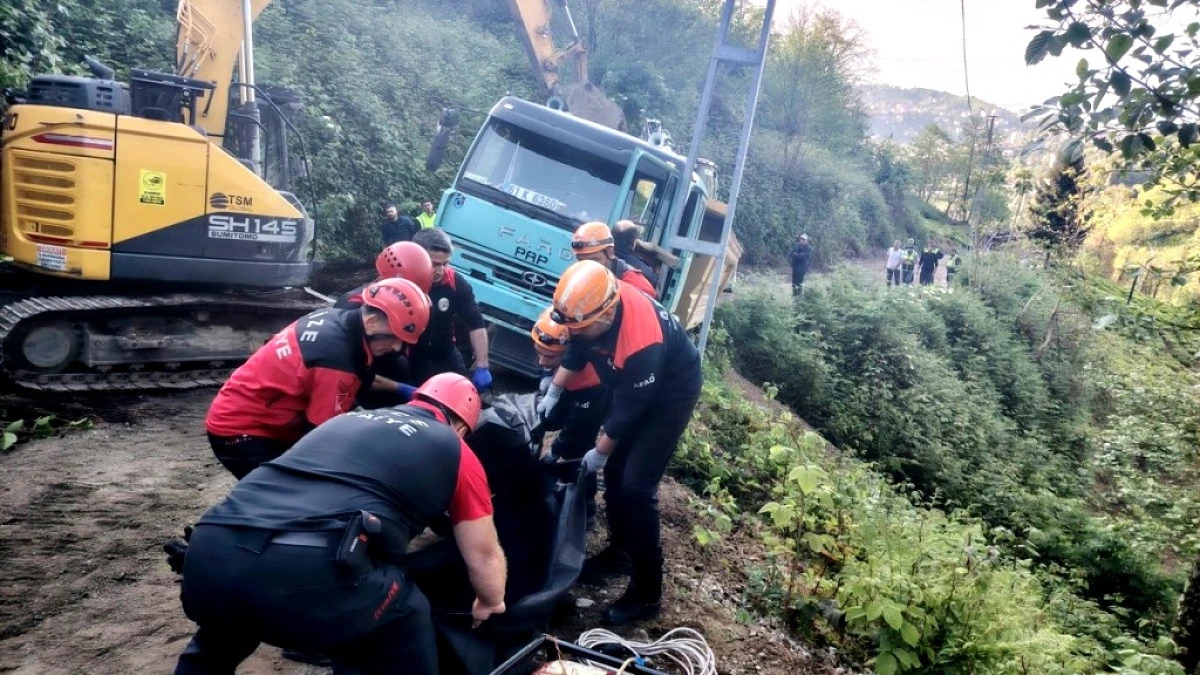RİZE'DEKİ KAZA FACİA İLE SONUÇLANDI 1 KİŞİ HAYATINI KAYBETTİ
