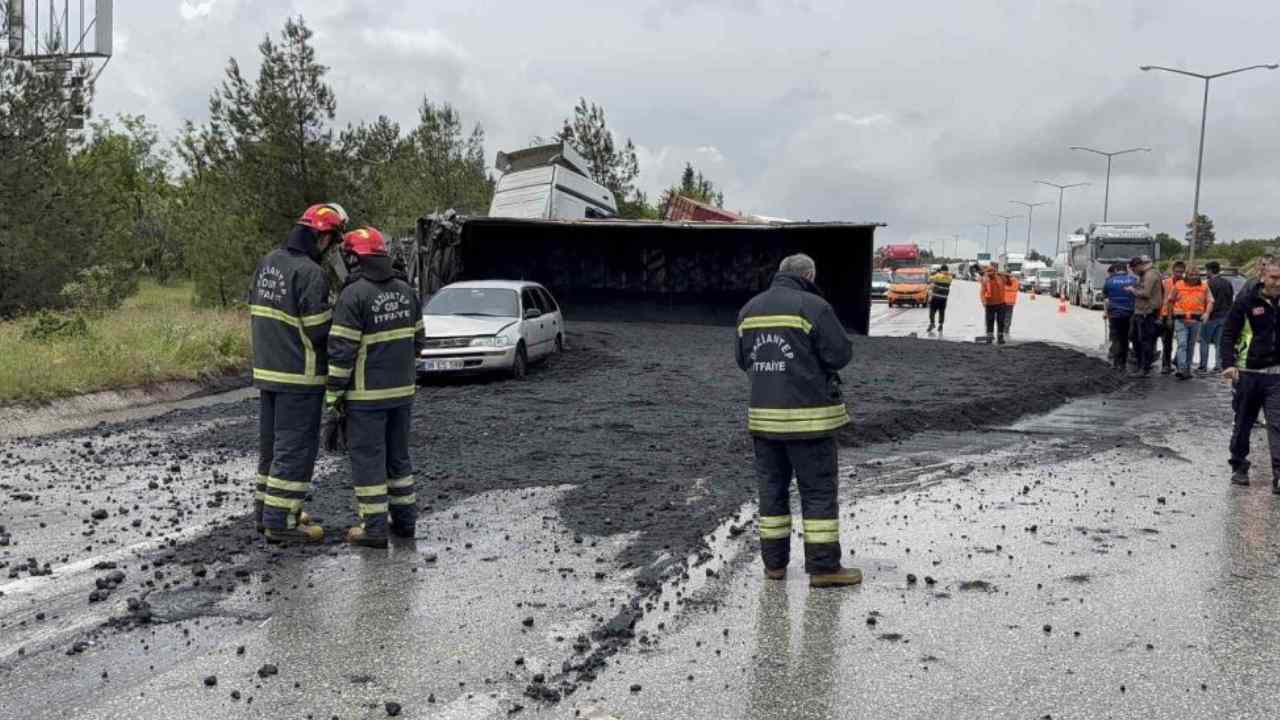 Gaziantep’te Zincirleme Trafik Kazası: 1 Yaralı!