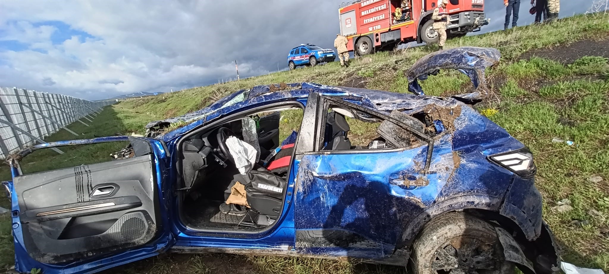 Trafik Kazası 3 Kardeşi Ayırdı. Bir Kişi Hayatını Kaybetti