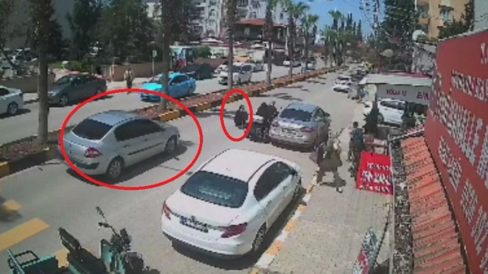 Hatay Reyhanlı elektrikli motosiklet kazası kamerada | HATAY HABERLERİ