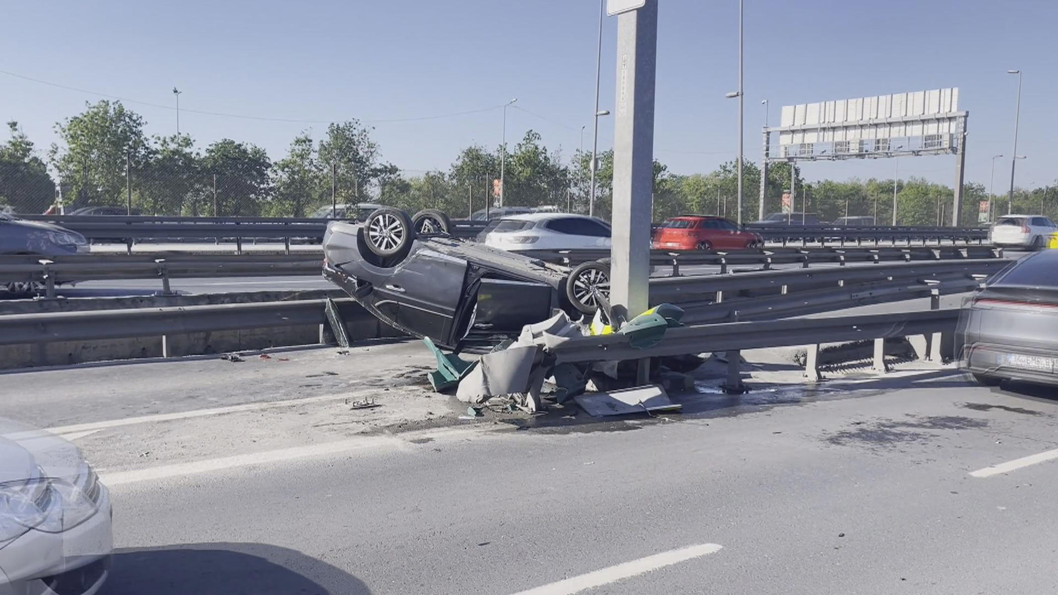 İstanbul'da cumartesi sabahı kaza trafiği