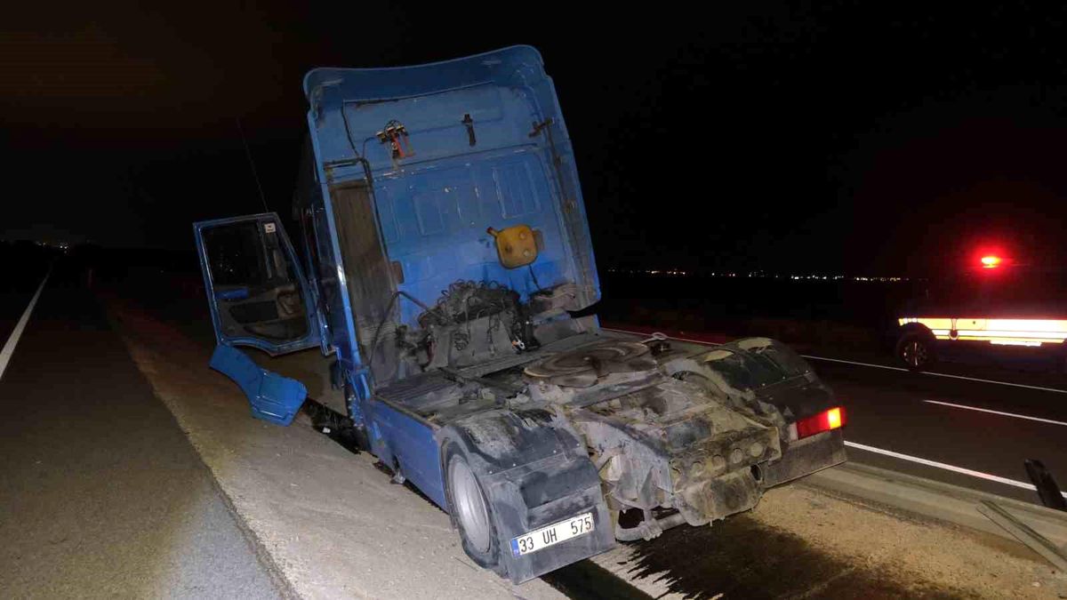 Karaman'da Tır Kazası: Sürücü Yaralı