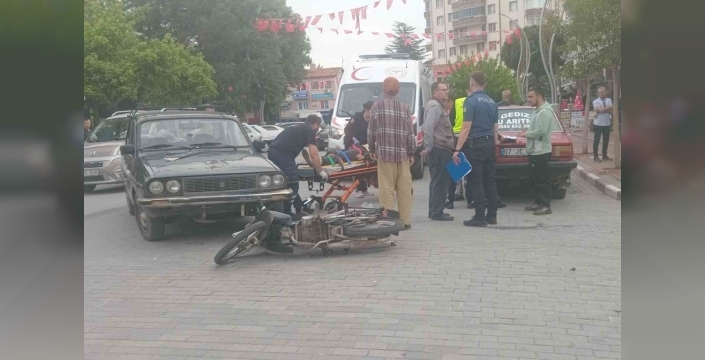 Gediz'de kaza: 2 kardeş yaralandı, ehliyetsiz sürücü dikkat çekti