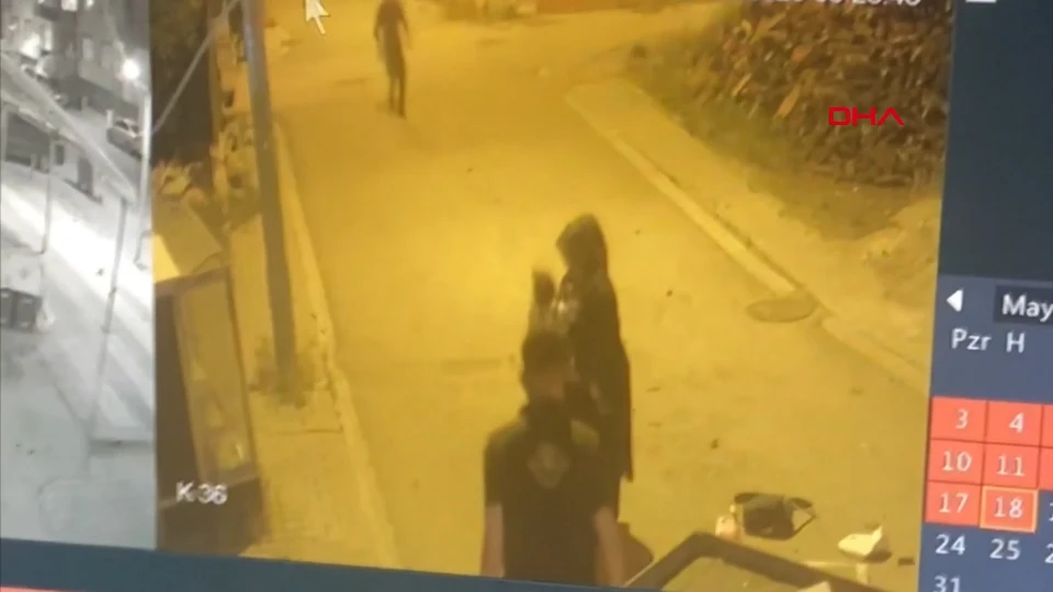 Malatya'da kahreden kaza: Kağıt toplayan kadına çarptı, 3 yaşındaki çocuk yola savruldu