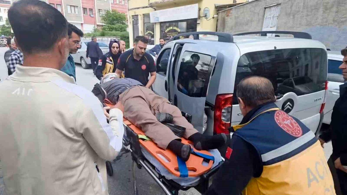 Kütahya'da Trafik Kazası: Sürücü Rahatsızlandı