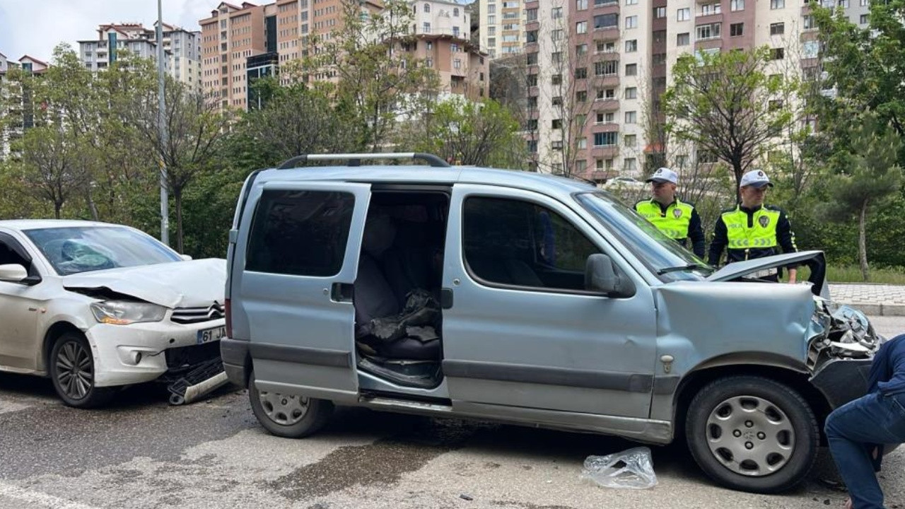 Gümüşhane’de zincirleme kaza