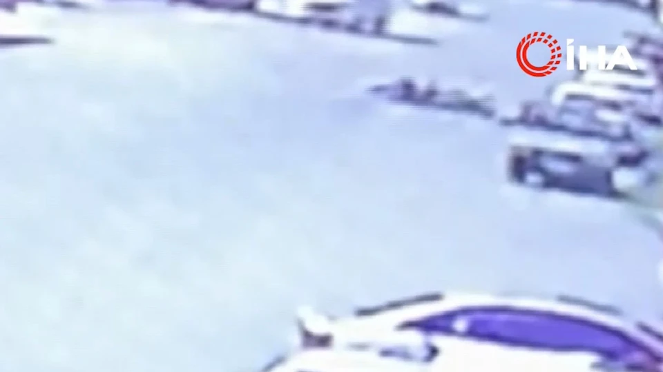 Karaman'daki motosiklet kazası güvenlik kamerasına böyle yansıdı