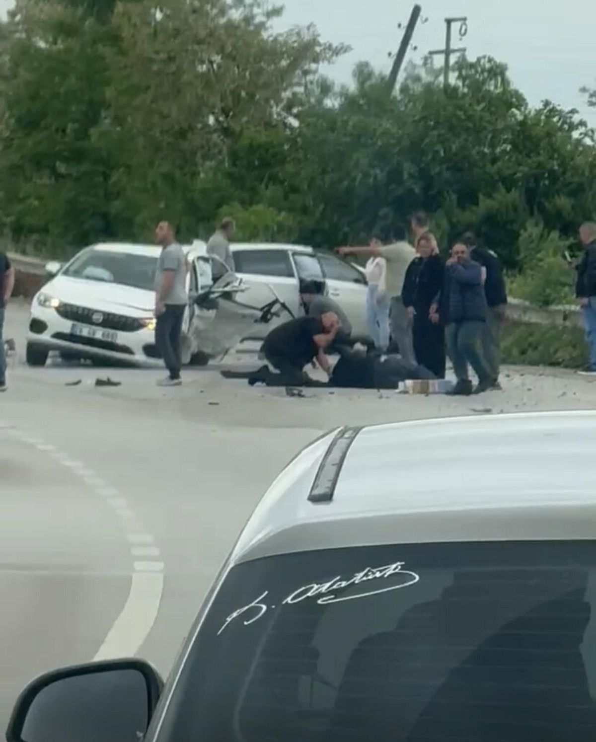 Çanakkale'de Trafik Kazası: 2 Ölü, 3 Yaralı