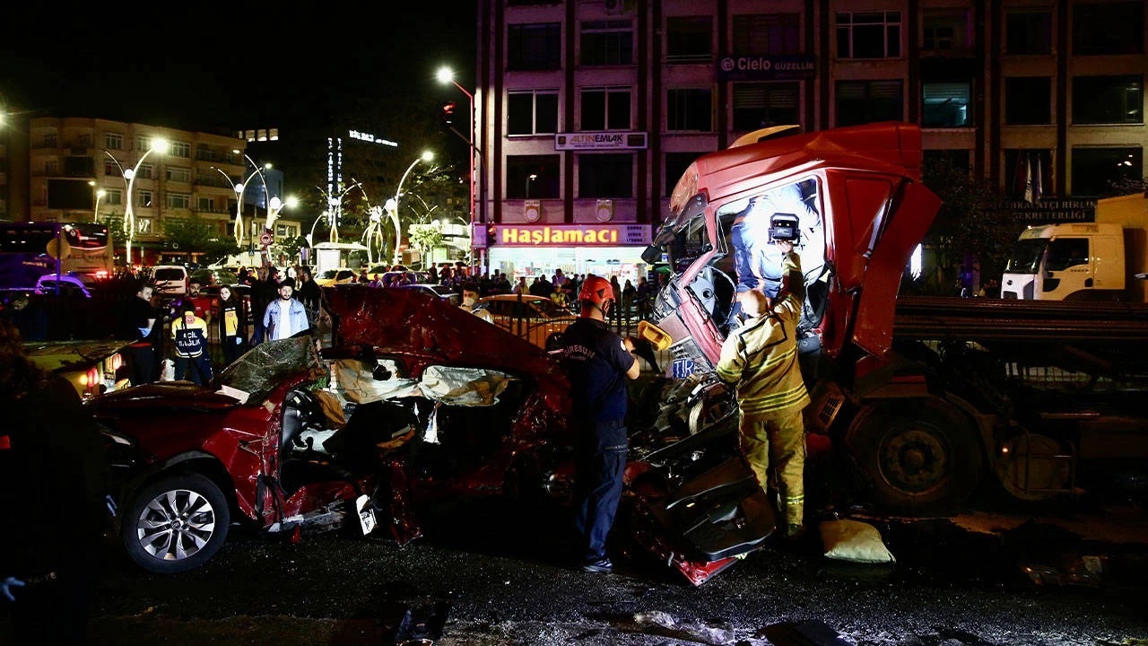 Giresun’da trafik kazası: 5 kişi yaşamını yitirdi