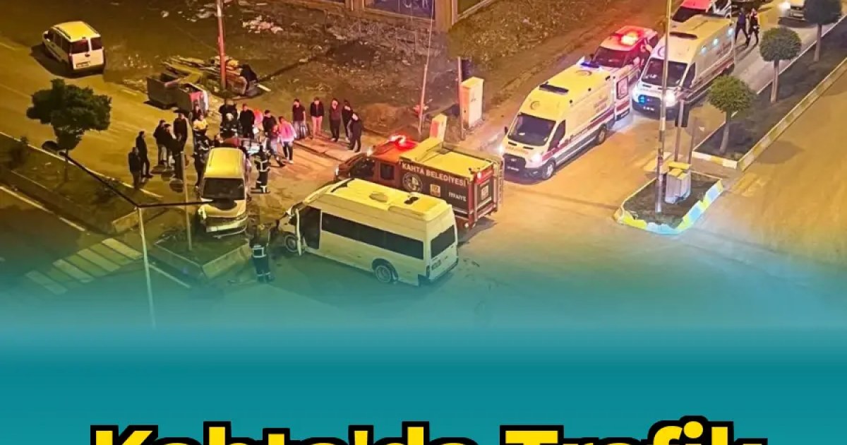 Kahta'da Trafik Kazası: 2 Yaralı