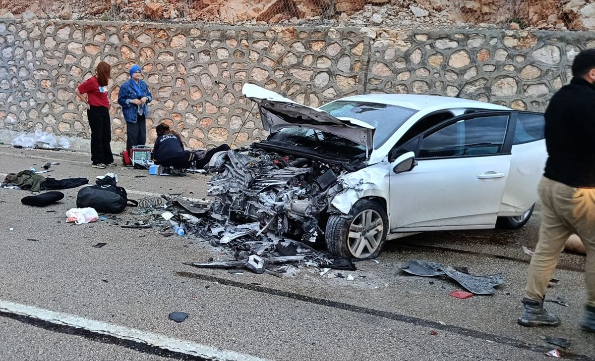 Malatya'da Trafik Kazası: 8 Yaralı