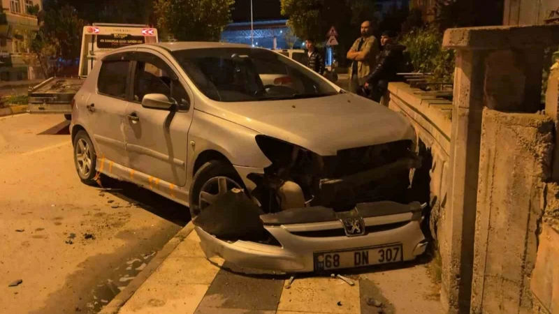 Aksaray'da kaza yapan alkollü sürücünün ehliyeti daimi olarak iptal edildi