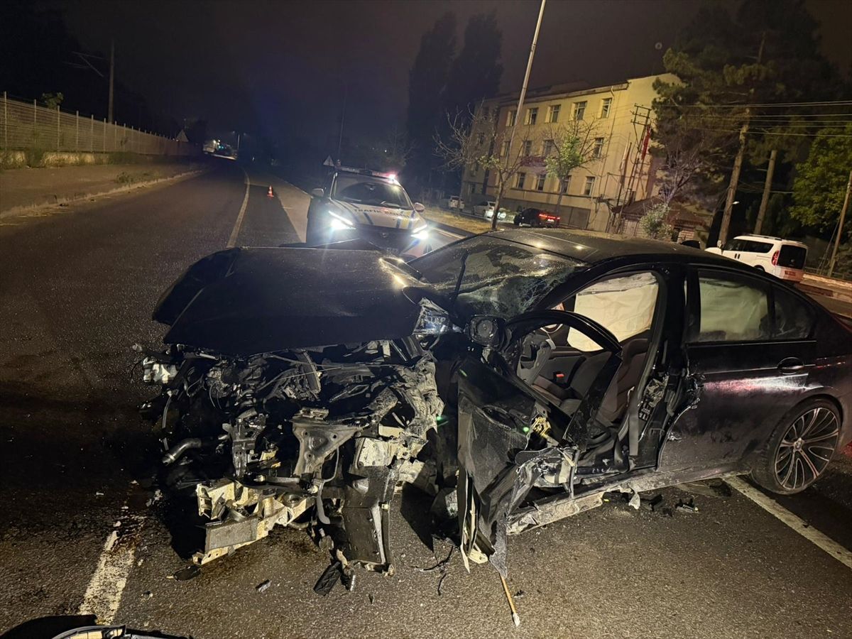 Eskişehir'de Trafik Kazası: Sürücü Yaralı