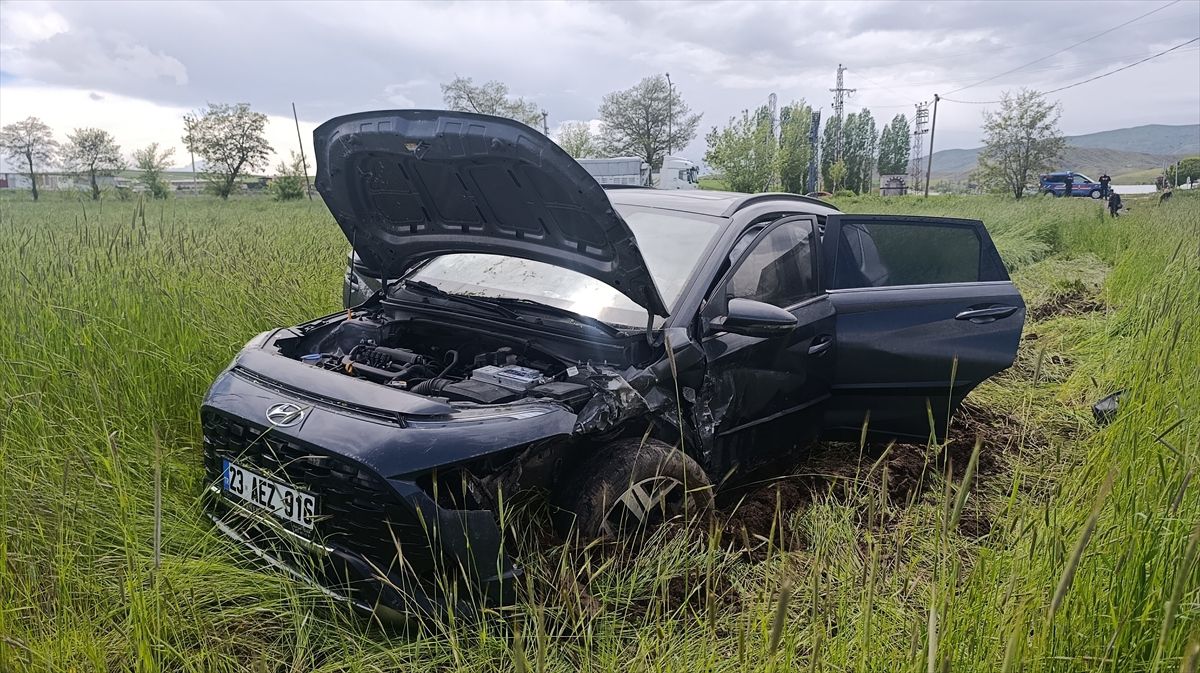 Şarkışla'da Trafik Kazası: 4 Yaralı