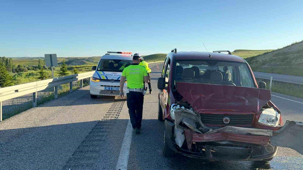 Yozgat'ta Trafik Kazası: 8 Yaralı