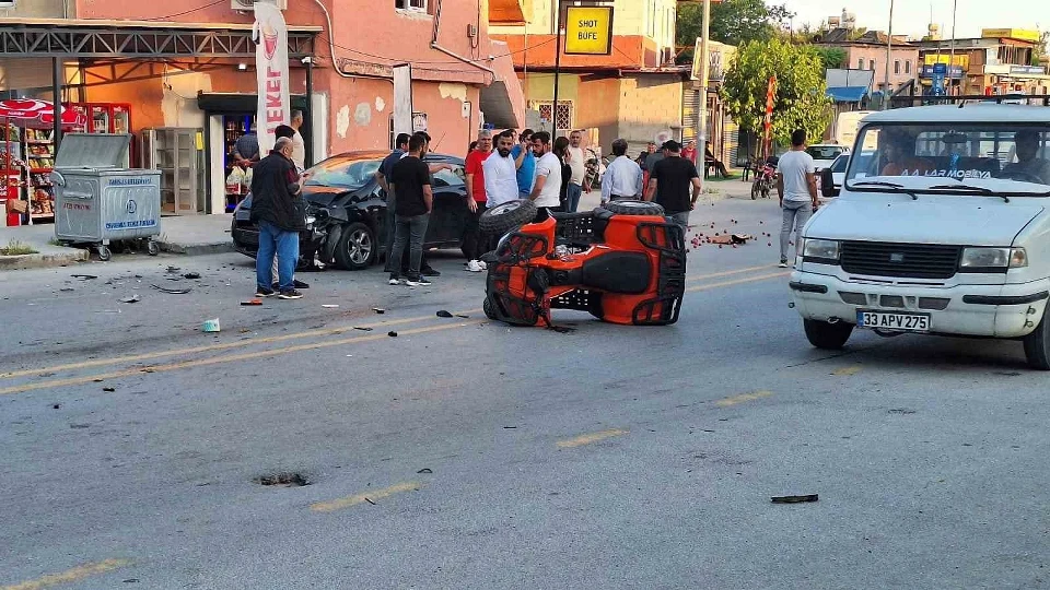 Mersin Tarsus'ta otomobil ile çarpışan ATV sürücüsü yaralandı | MERSİN HABERLERİ