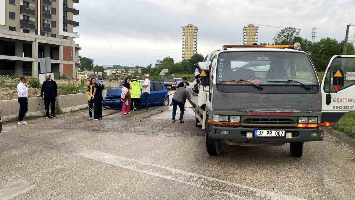 Kastamonu'da Zincirleme Trafik Kazası: 5 Yaralı