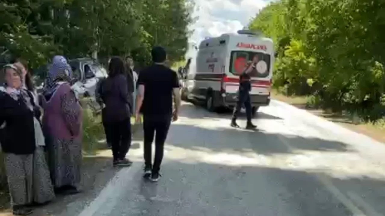 Denizli'de feci kaza: Yol kenarında yürüyen adam hayatını kaybetti
