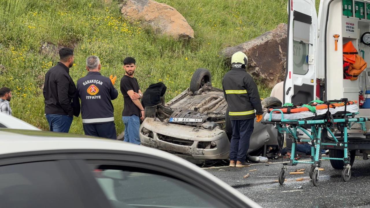Elazığ'da feci kaza: 1 ölü, 3 yaralı
