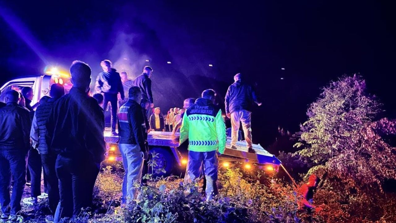 Kastamonu’da korkunç kaza: Nişan hazırlığına gelen genç hayatını kaybetti