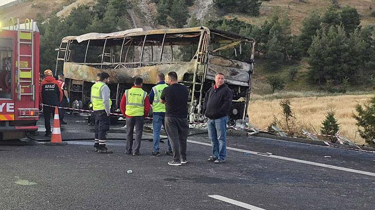 Son dakika: Denizli'de yolcu otobüsü yandı! 1'i bebek 8 can kaybı, 33 yaralı