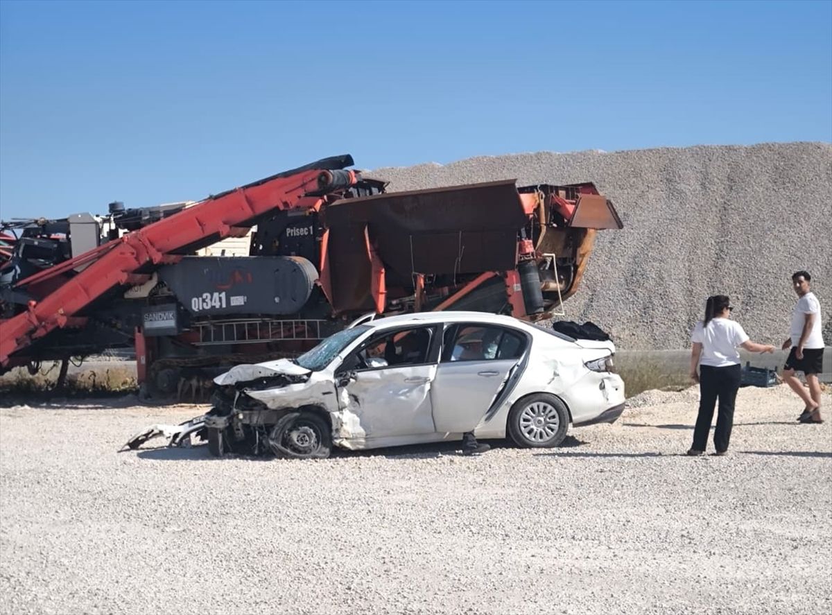 Erdemli'de Trafik Kazası: 6 Yaralı
