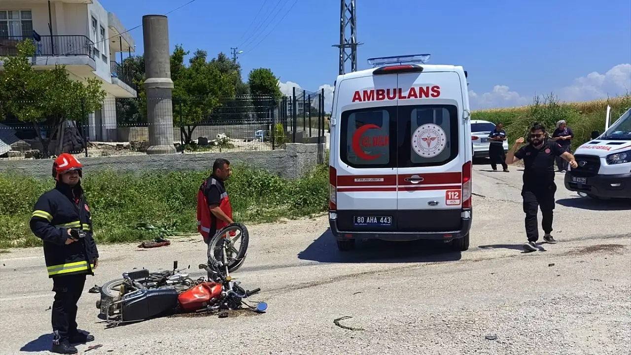Kadirli-Sumbas kara yolunda trafik kazası: Motosiklet sürücüsü kurtarılamadı