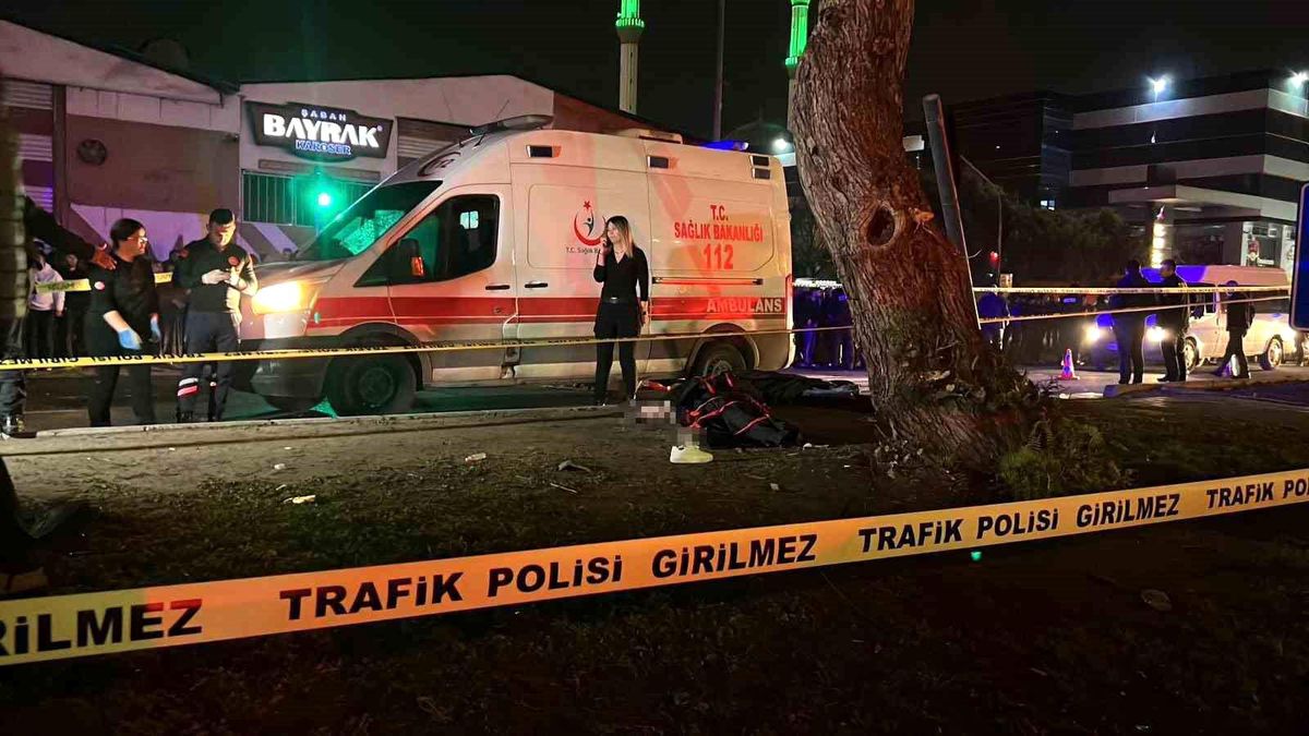 Mersin'de Trafik Kazası: 4 Ölü, 2 Yaralı