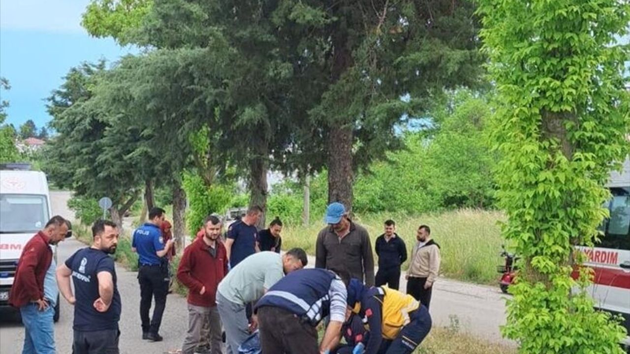 Samsun Atakum trafik kazası: Pikap ile kamyonet çarpıştı, 5 kişi yaralandı