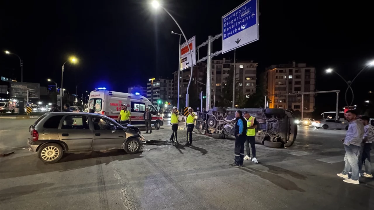 Elazığ'da feci kaza! 11 yaralı var...
