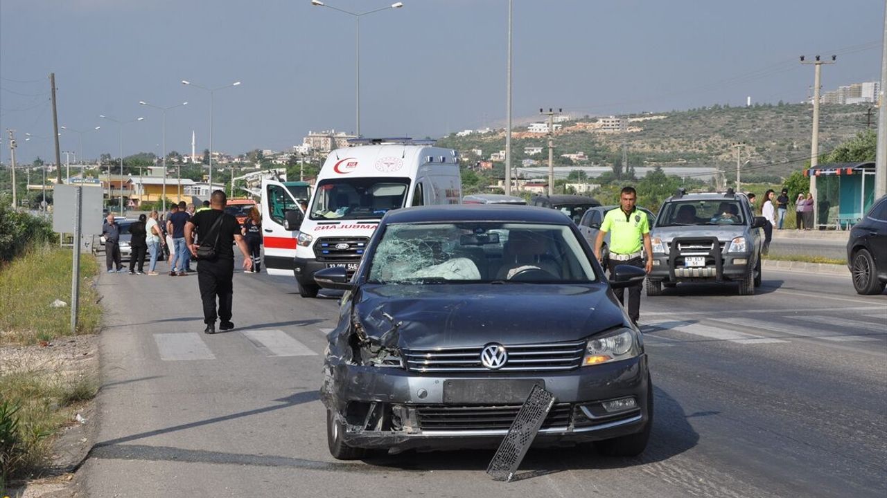 SON DAKİKA: Mersin Silifke’deki trafik kazasında motosiklette yolculuk eden 1 kişi öldü, 1 kişi ağır yaralandı