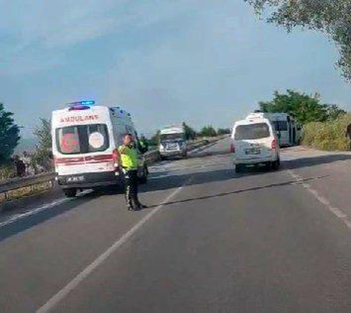 Çivril'de İşçi Servisleri Kazası: 10 Yaralı