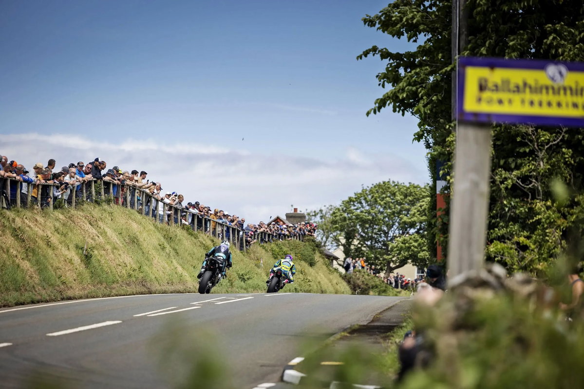 Road Racing - 2026 Isle of Man TT’de Yol Trafik Kazası Nedeniyle Yeni Gecikme