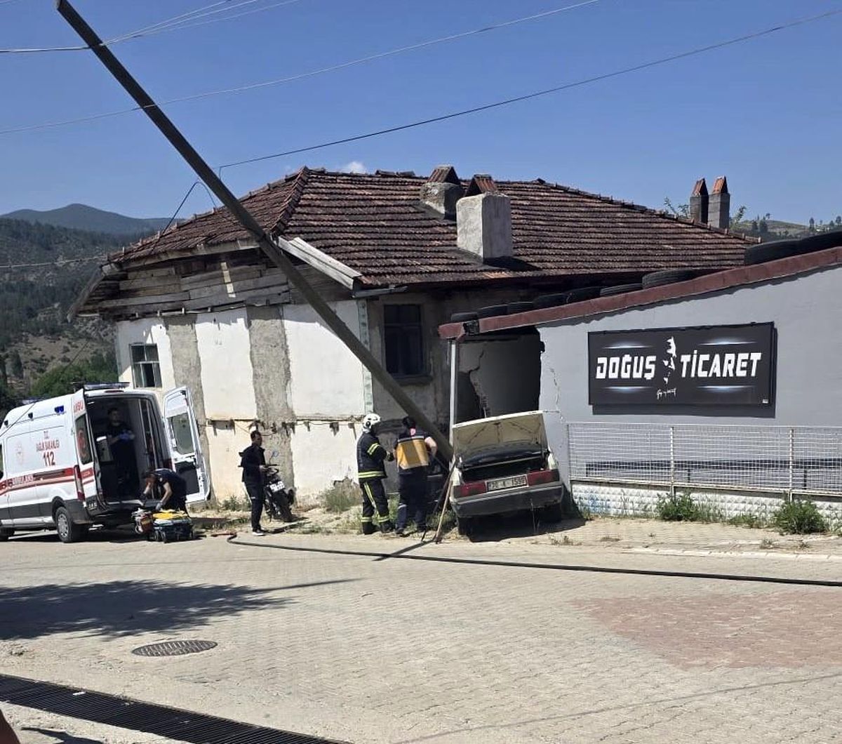 Denizli'de Trafik Kazası: Yaşlı Çift Hayatını Kaybetti
