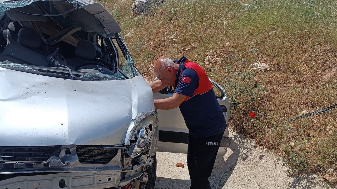 Adıyaman'da Takla Atan Araç Can Aldı: 1 Ölü, 1 Yaralı