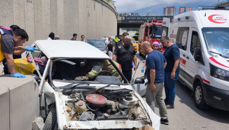 Alt geçitteki trafik kazasında 3 yaralı